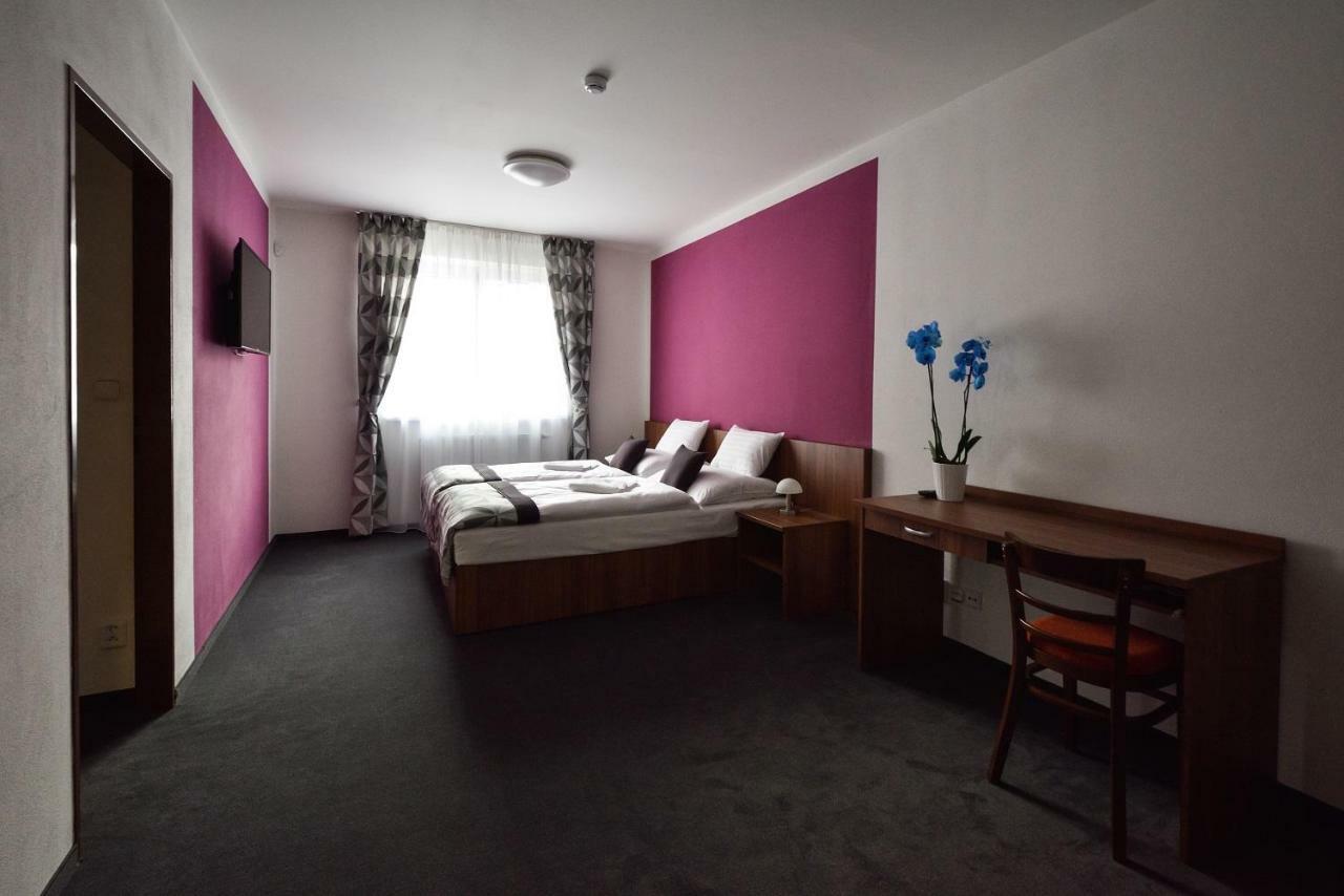 Hotel Rysavy Vemyslice Ngoại thất bức ảnh